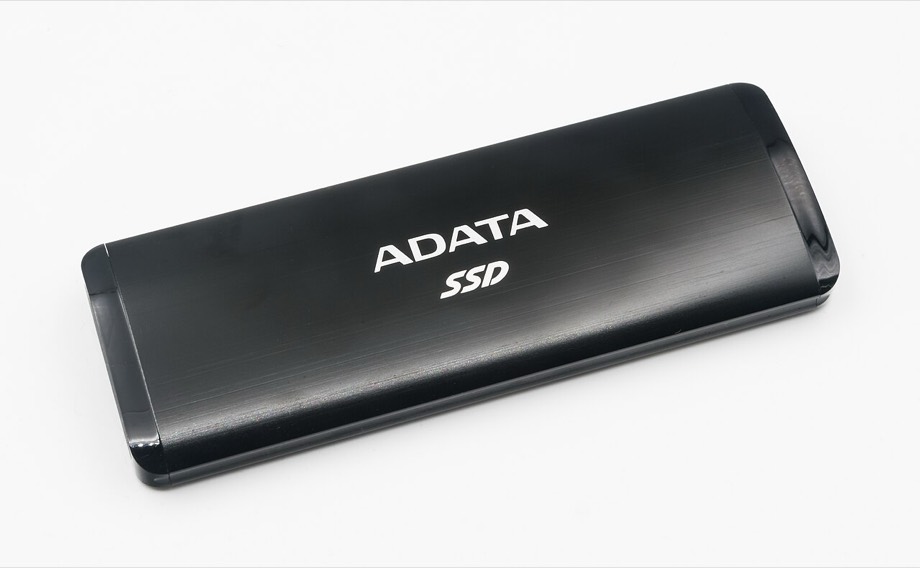 Un'unità a stato solido esterna portatile con connettore USB-C